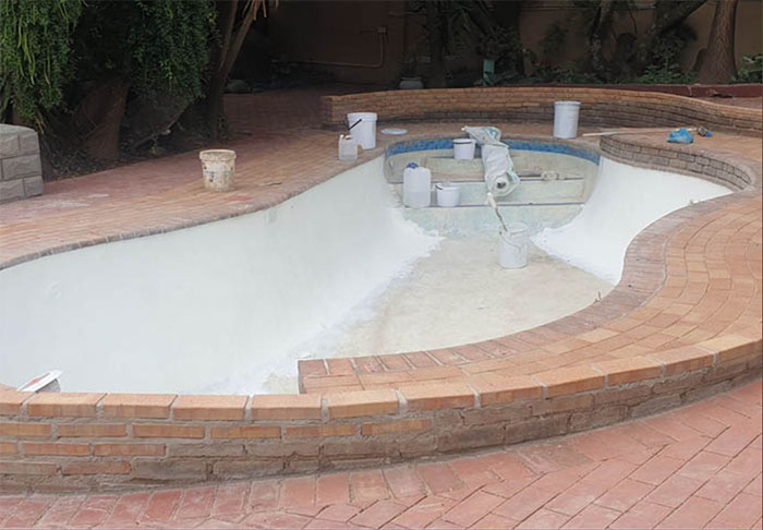 fibreglass-reline-sample-2 fibreglass pool reline during repairs