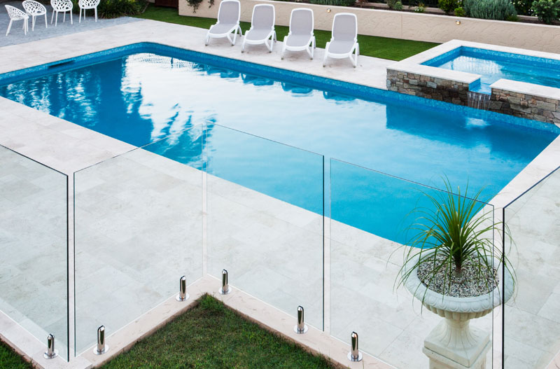 pool-repairs-2 fibreglass relining pools