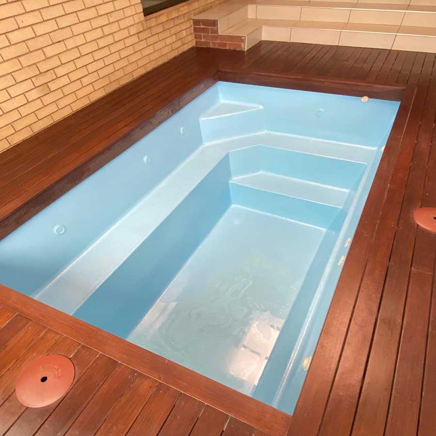 vinyl-pools builders of vinyl pools
